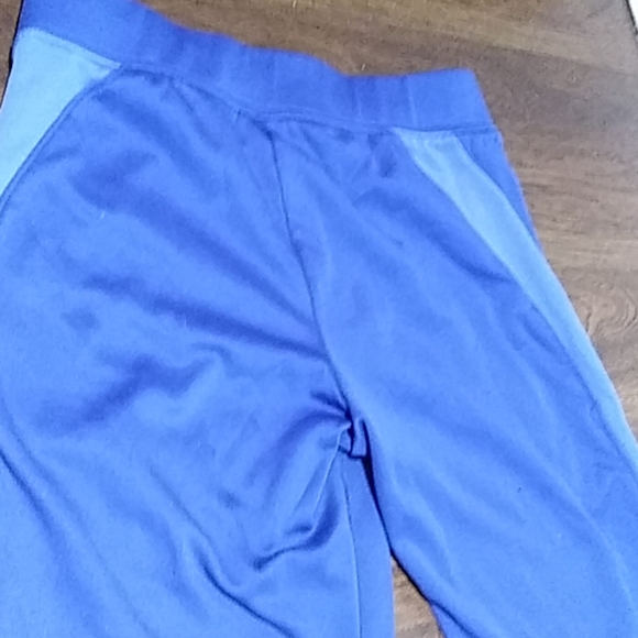 πBlue Champion Sweatpants - Picture 4 of 5
